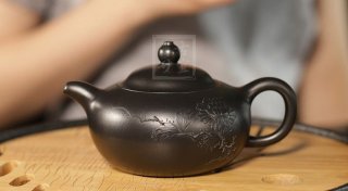 《玉乳》 《玉乳》